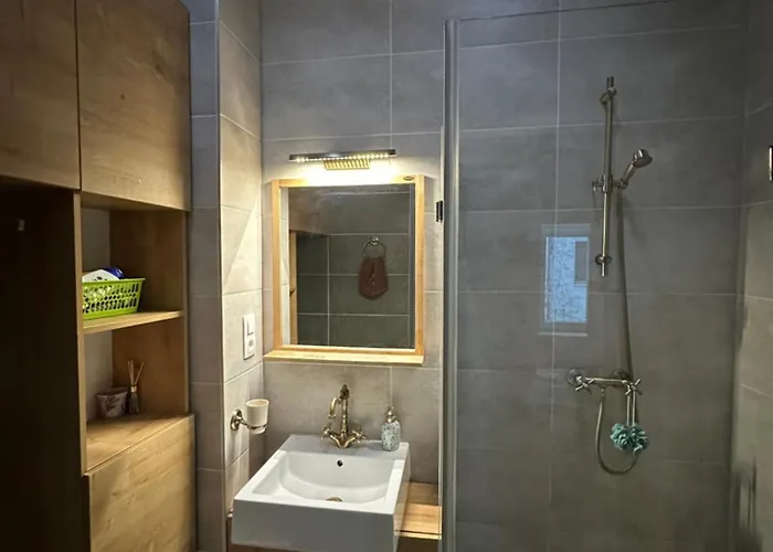 Vintage Modern Old Town