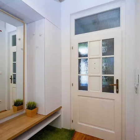 דירה Vintage Modern Old Town